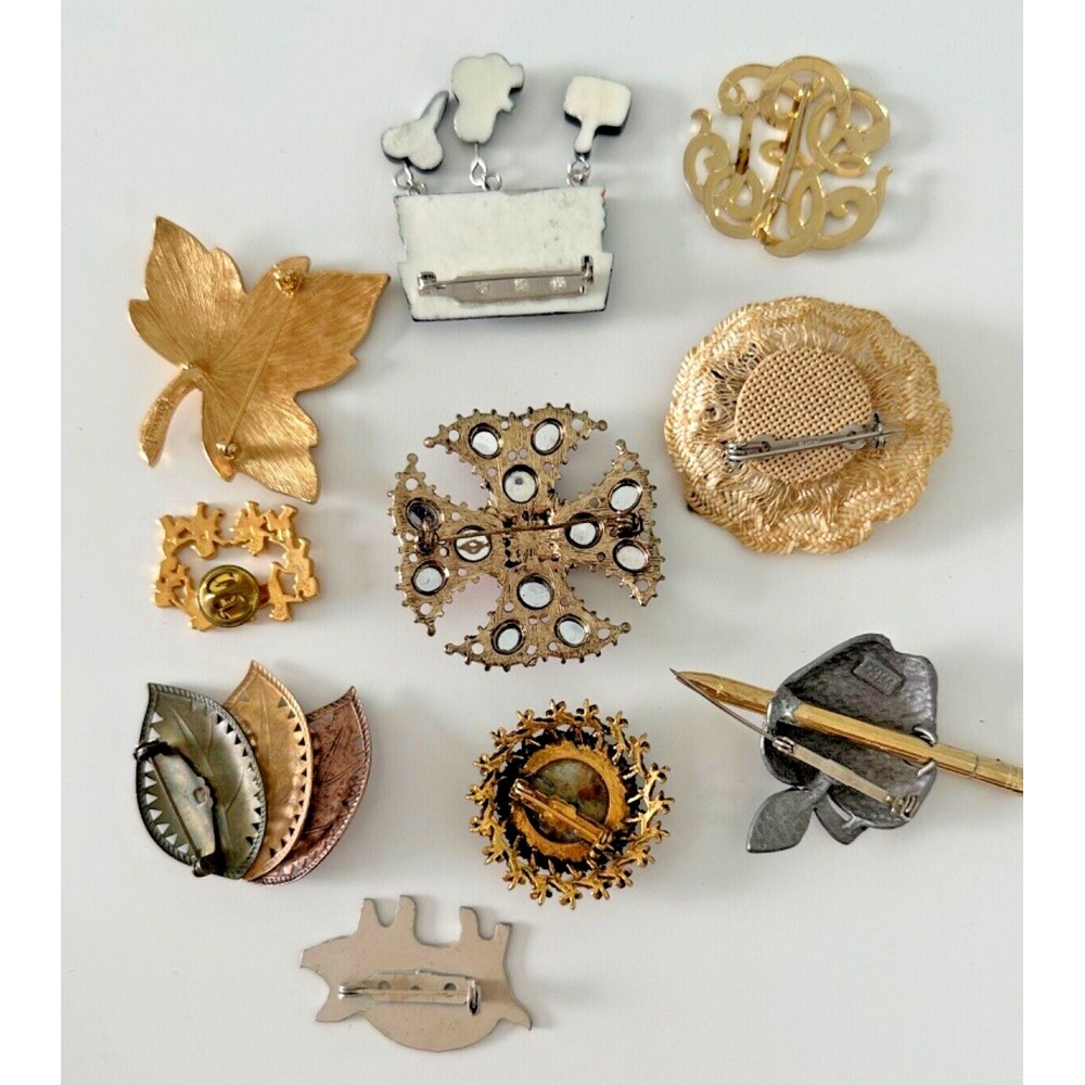 Brooch Lot Pig Apple Leaf Straw hat Salon Gold Tone Mixed Stunning Set of 10 - Picture 9 of 9